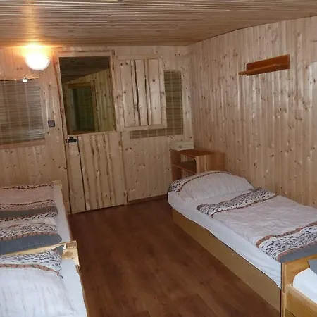 Q Ranch 3*